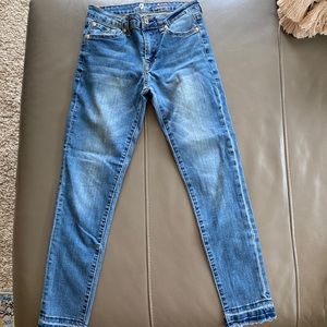 Kids size 14 Seven - for all mankind. Skinny ankle jean worn a couple times.